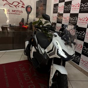 HONDA ADV