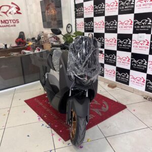 YAMAHA NMAX