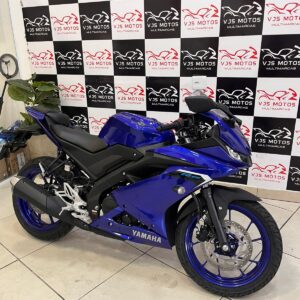 YAMAHA R15